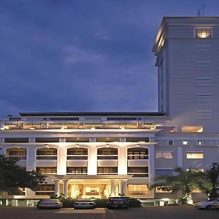 Hotel Le Beringin Salatiga Exterior foto