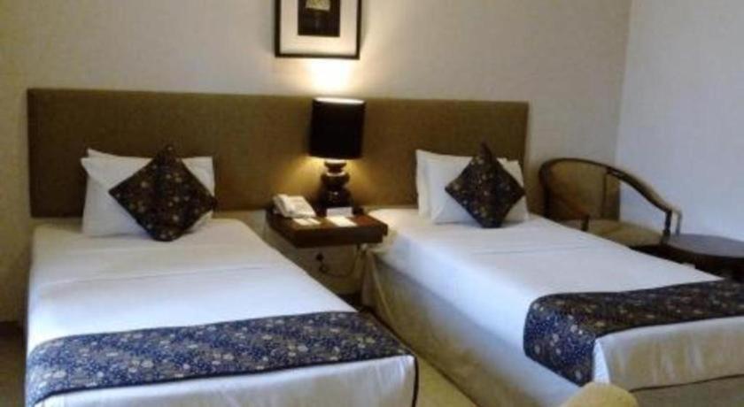 Hotel Le Beringin Salatiga Exterior foto